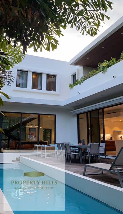 Villa for sale in a prime location in the Golden Square at the old price. Villa for sale in a prime location in the Golden Square at the old price.