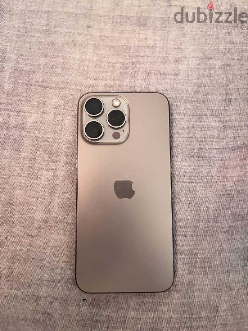 Apple - iPhone 15 Pro Max 1