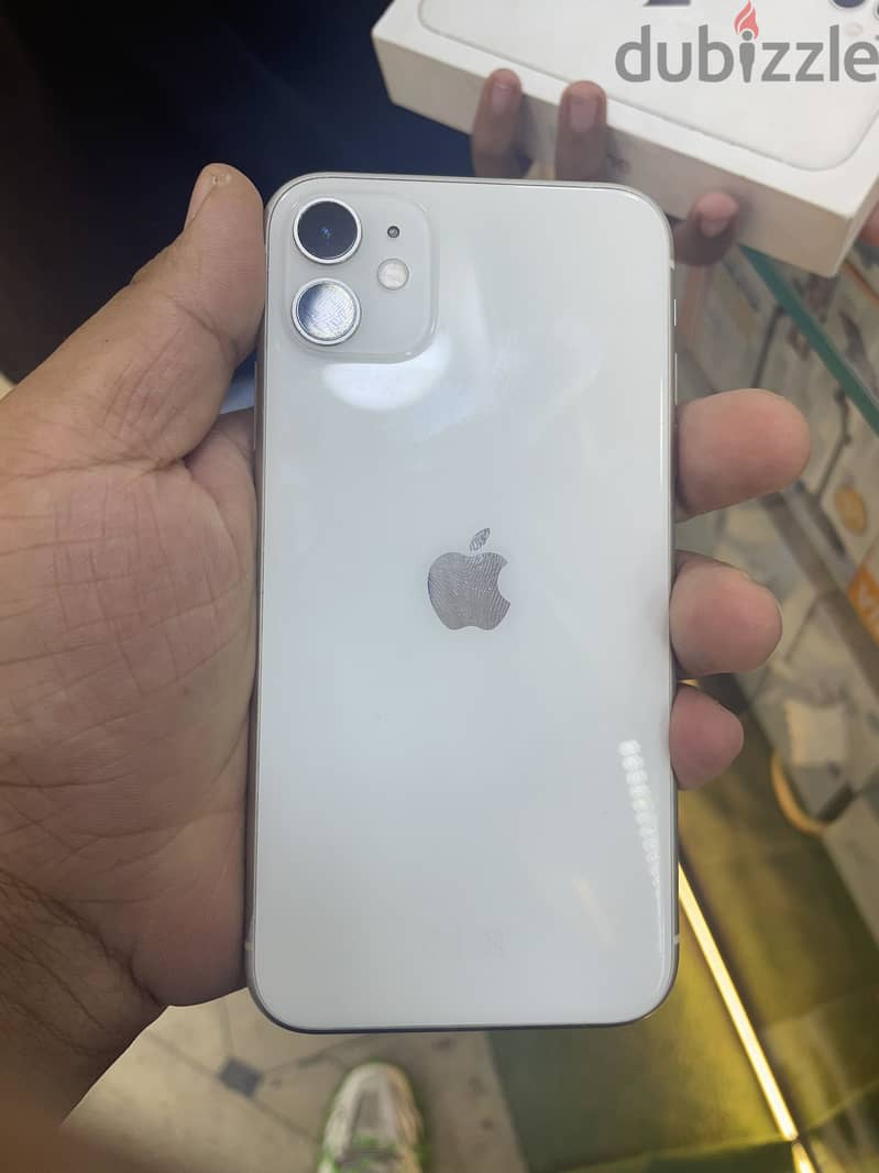 Apple - iPhone 11 5