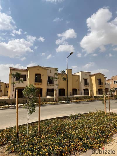 تاون هاوس جاهز للاستلام الفوري بموقع مميز للبيع في سيتي جيت  ديار قطري التجمع الخامس City Gate Diar Qatari New Cairo