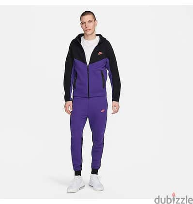 nike tech