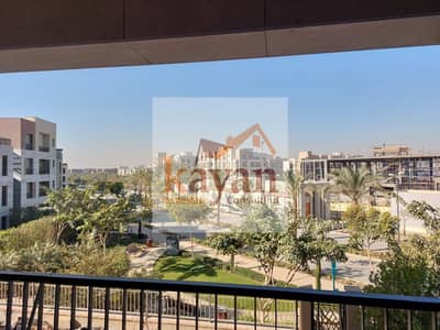 شقة راقية للإيجار في ديستريكت 5 | 180م | 3 غرف | 3 حمامات | ليفينج كبير | تشطيب مميز