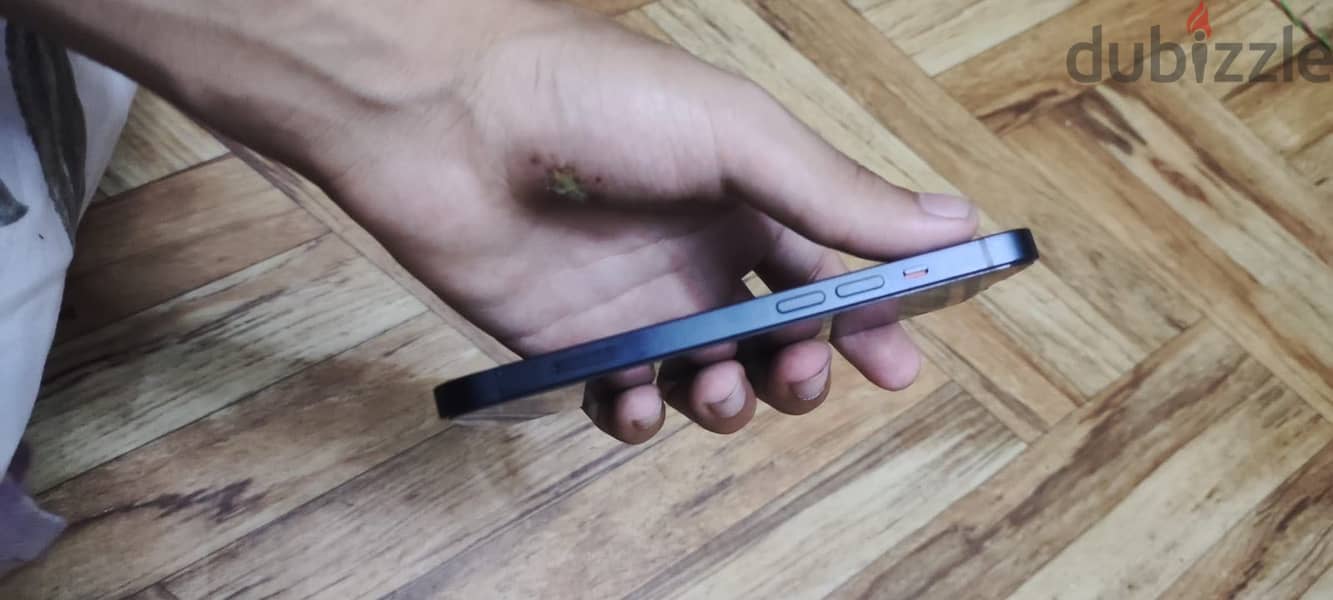 Apple - iPhone 13 1