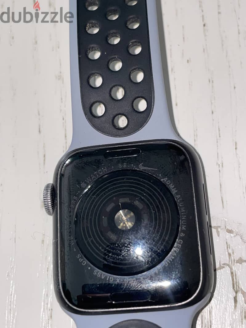 Apple watch se nike 3