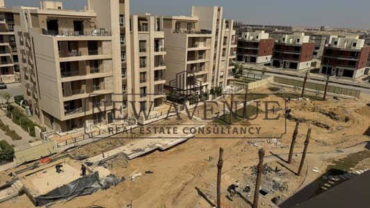 Prime Location Overlooking Greenery & Water Features - Ready To Move Penthouse  for Sale in Shalya, Taj City  - New Cairo