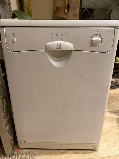 غساله اطباق Indesit موتور بايظ
