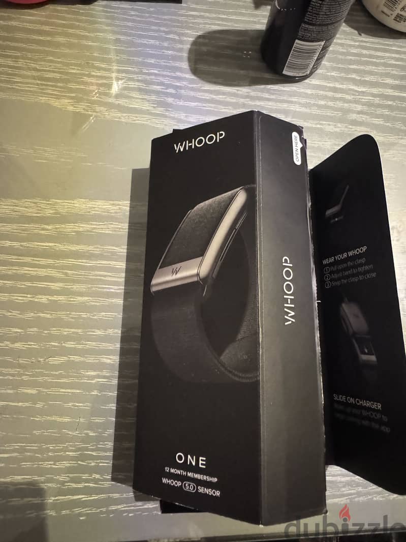 Whoop charger and strap 1