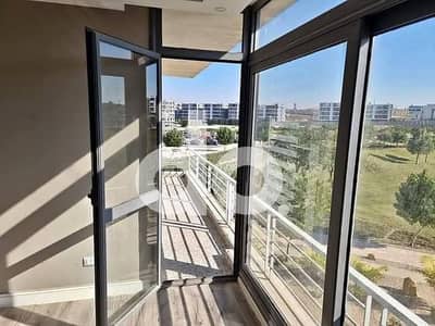 Apartment for sale with a cash discount of up to 50% in the last stages of Taj City, with different payment systems, very special location on the Suez Road, just a few minutes to Cairo International Airport.