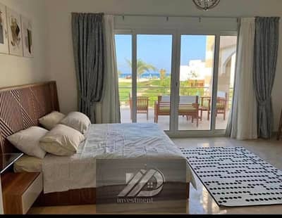 For sale A ground floor chalet Ready To Move with a garden in the Blue Blue resort, Ain Sokhna. Located in a prime spot near the windmills
