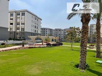 Apartment for sale 2 Bdr with 465,000 down payment and installments over 10 years prime location with a distinctive view in Hyde Park Fifth Settlement