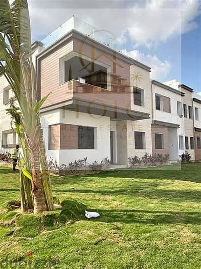 Lowest Priced Townhouse in Prime Location in Azzar 2 , Landscape View , Land 247M | BUA : 225M