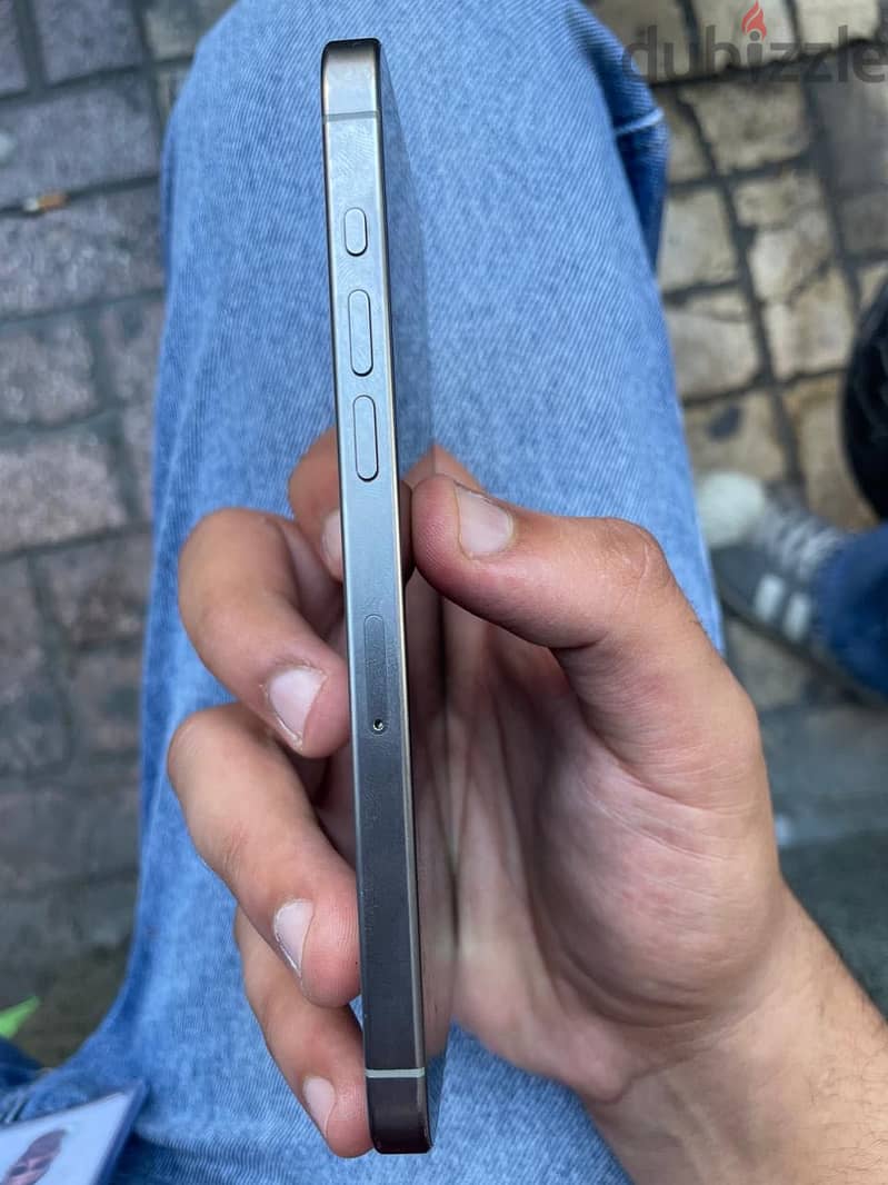 Apple - iPhone 15 Pro Max 5