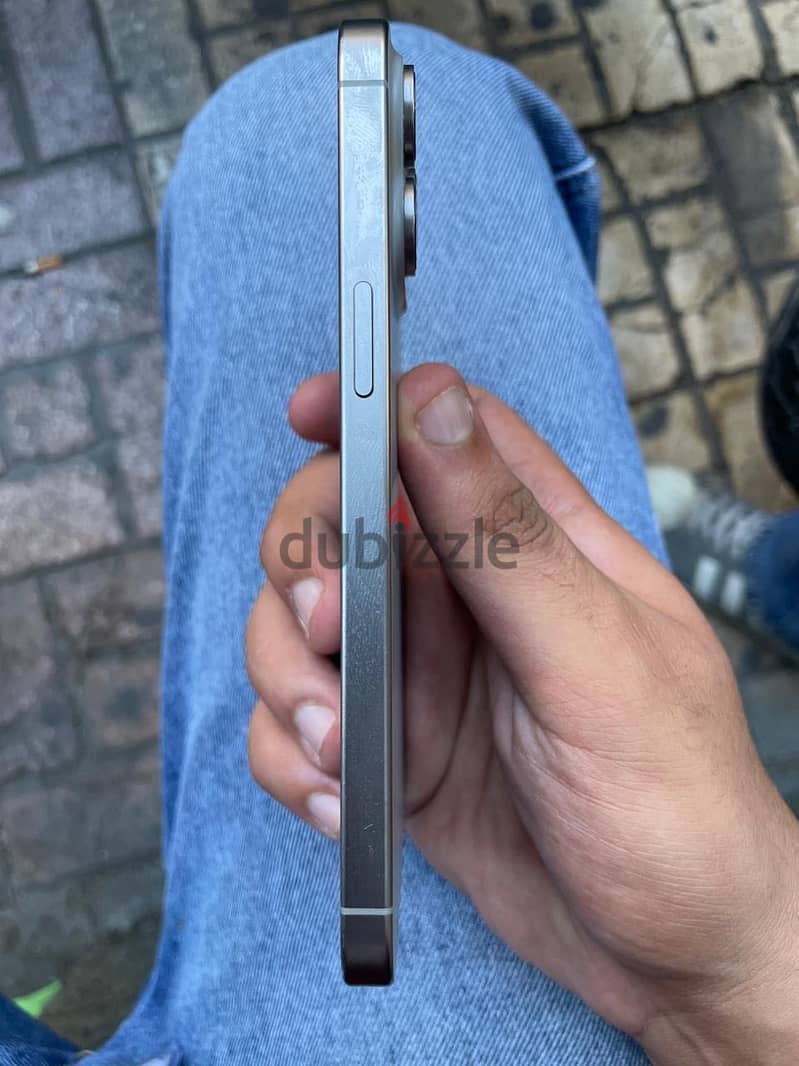 Apple - iPhone 15 Pro Max 7