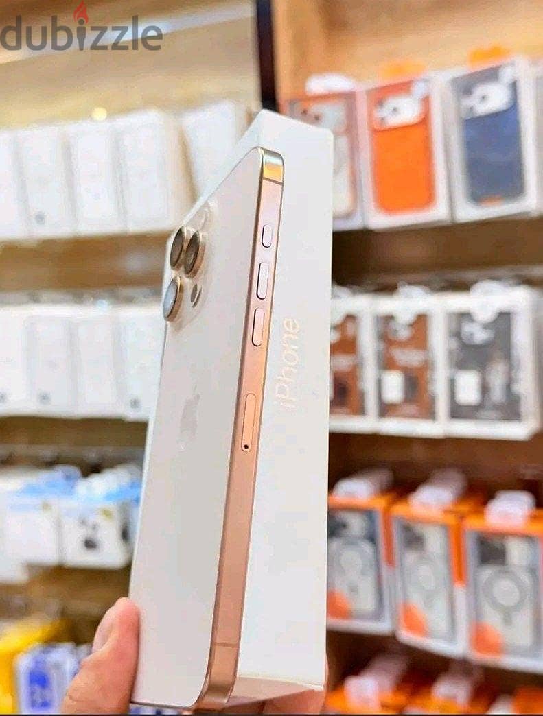 Apple - iPhone 16 Pro Max 3