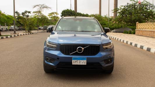 للإيجارفولفو xc40 موديل٢٠٢١ اعلي فئه - car for rent