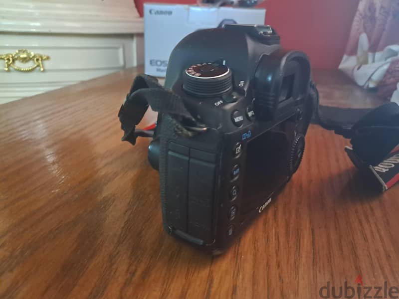 Canon EOS 5D Mark III 4