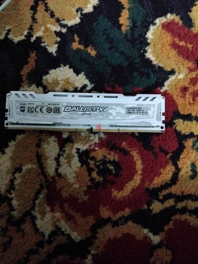 رامه 4 جيجا رام بي سرعه عاليه 2400MHz