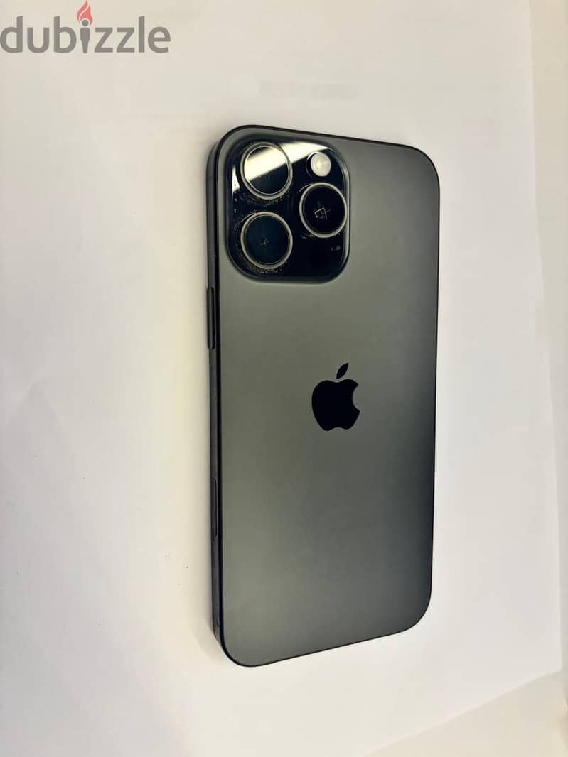 Apple - iPhone 16 Pro 1