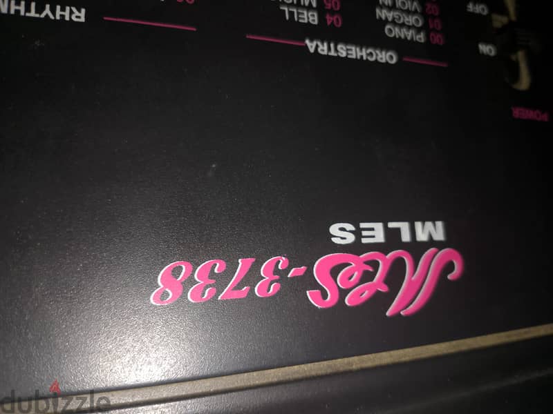 Miles Electronic Keyboard MCS-3738 1