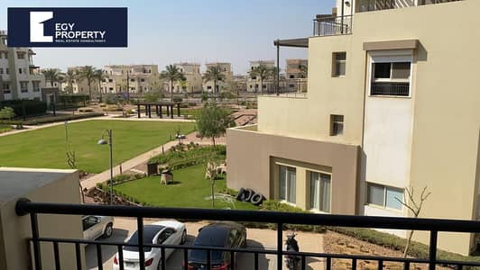 فيلا للبيع في اب تاون على الجولف بأقل سعر للمتر استلام فوري