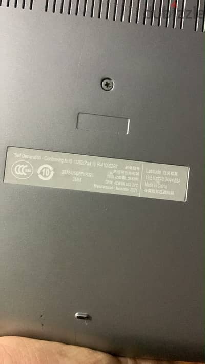 Dell Latitude 3520 /core i5/ 256 ssd /8 giga ram/model 2021