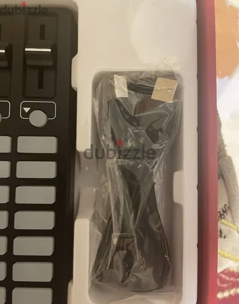 AKAI MINI PROFESSIONAL 4