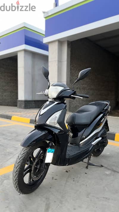 Scooter Sym st 200