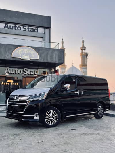 TOYOTA GRANVIA 2026 | PREMIUM V6 3.5L