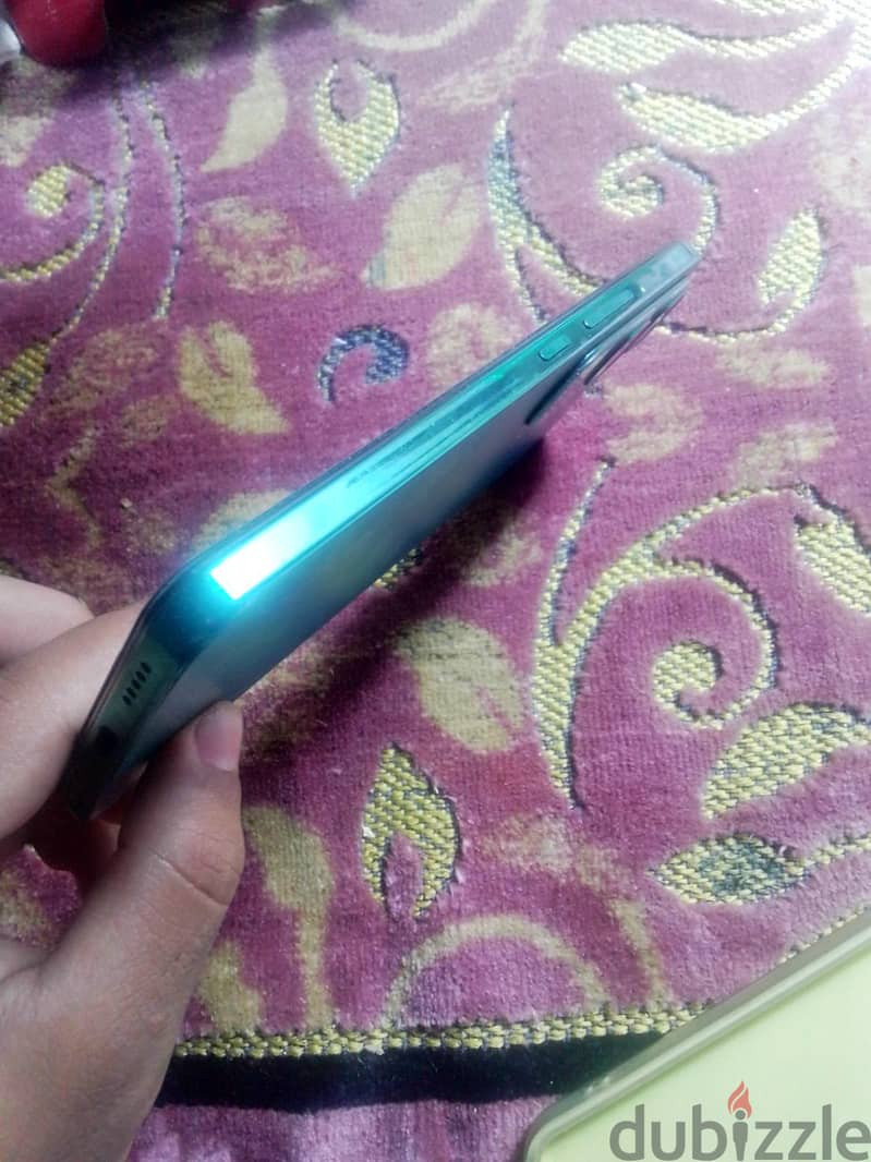 VIVO v40 lite 1