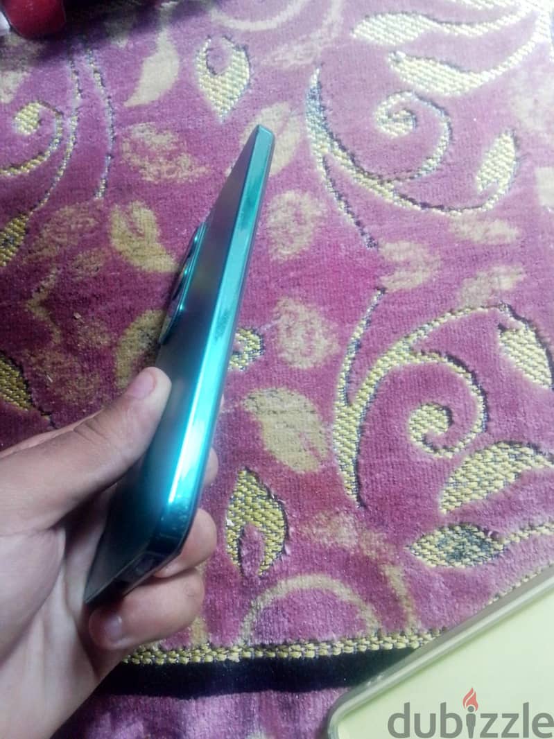 VIVO v40 lite 3