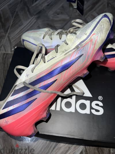 ستارز اديداس f50