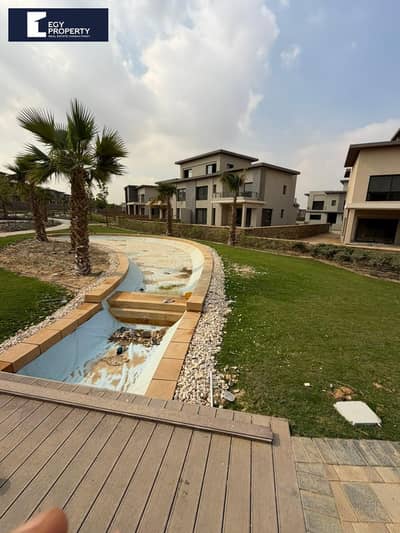 Villa for sale in Swan lake residence new cairo ready to move with the lowest price