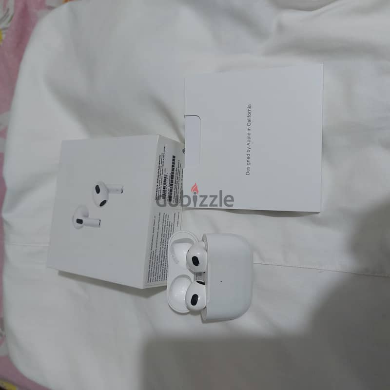 apple earbuds 3rd generation 1