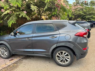 Hyundai Tucson 2017 الفئة الثانية