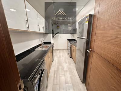 فيلا كورنر بحري بـ خصم25% Prime Location Pool View واستلام فوري متشطبة في Mountain View التجمع بجوار الرحاب وAUC