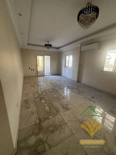 شقة للايجار بالمطبخ والتكييفات في اللوتس الشمالية تاني نمرة من شارع النوادي الرئيسي شقة للايجار بالمطبخ والتكييفات في اللوتس الشمالية تاني نمرة من شارع النوادي الرئيسي