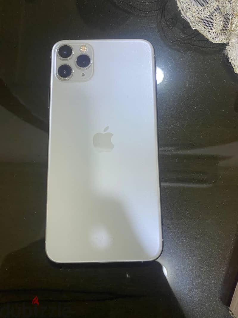 Apple - iPhone 11 Pro Max 2