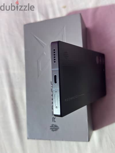 هاتف redmagic 10s pro كسر زيرو حاله زيرو مش هتلاقي زيها معاه كل حاجه