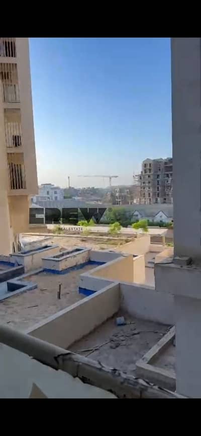 Apartment for sale, 170 sq m - immediate resale in Mountain View iCity, Centralpark view, at a price lower than the market.