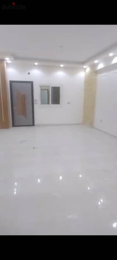 Apartment for sale, ground floor with a large garden
