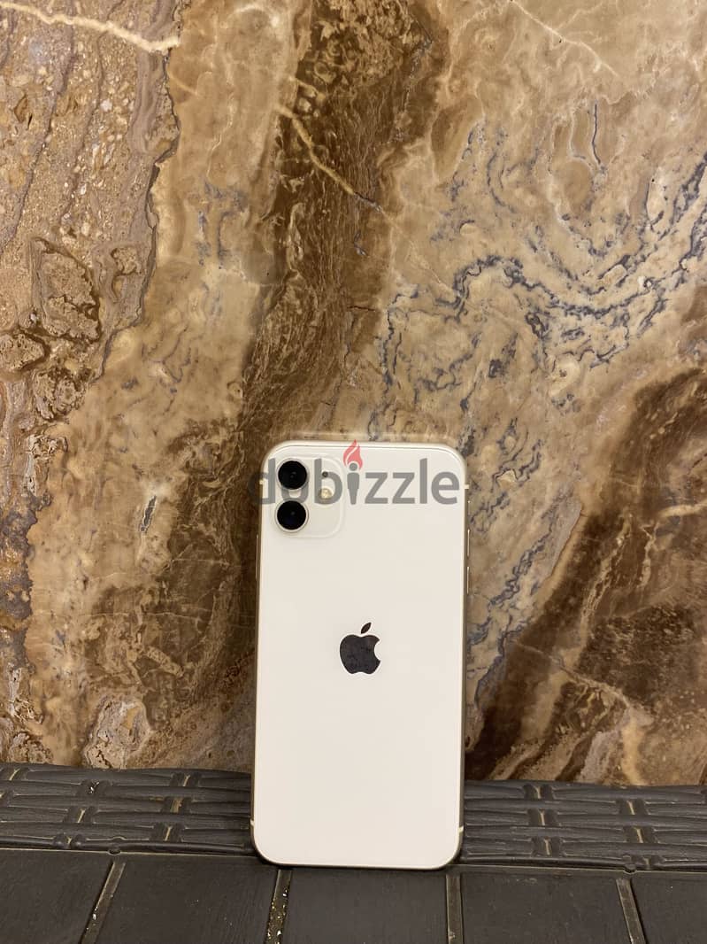 Apple - iPhone 11 3