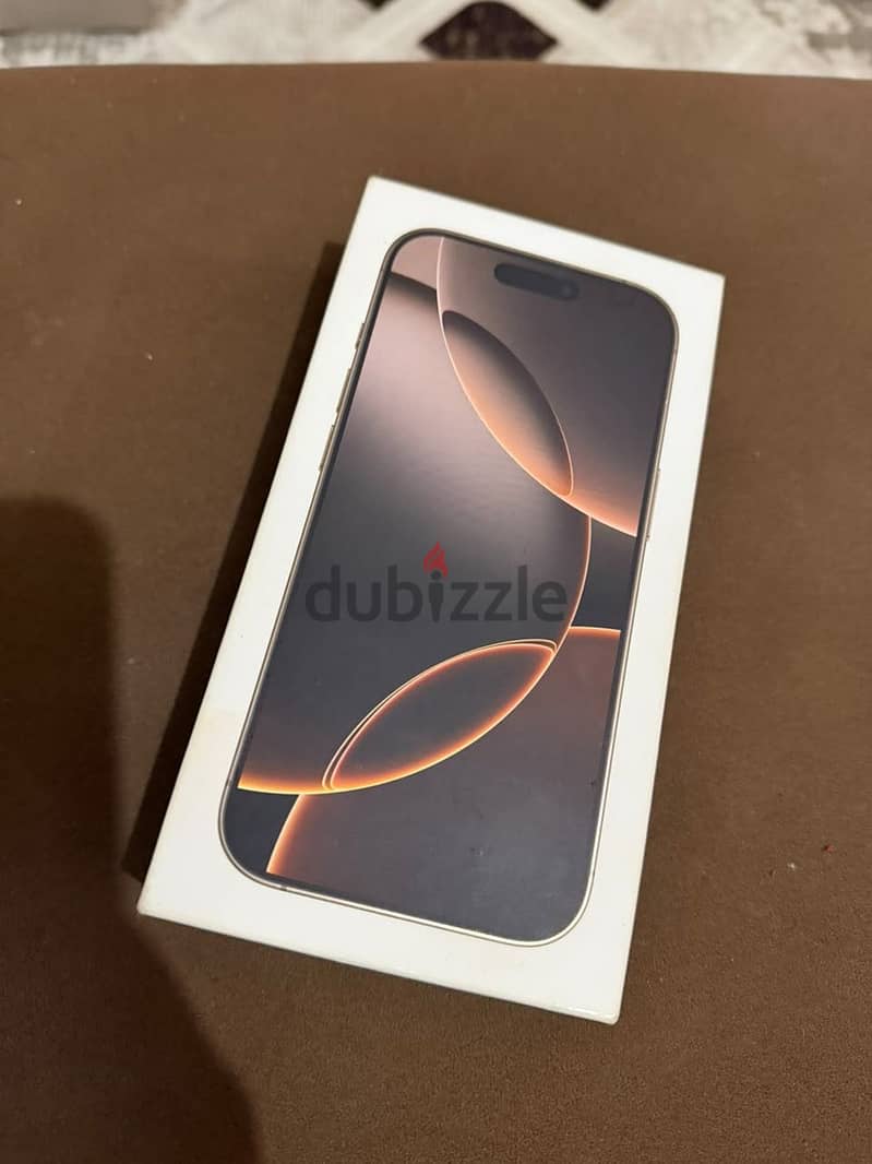 Apple - iPhone 16 Pro 6