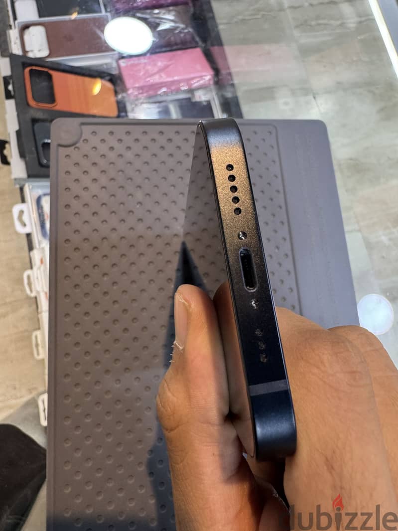 Apple - iPhone 14 7