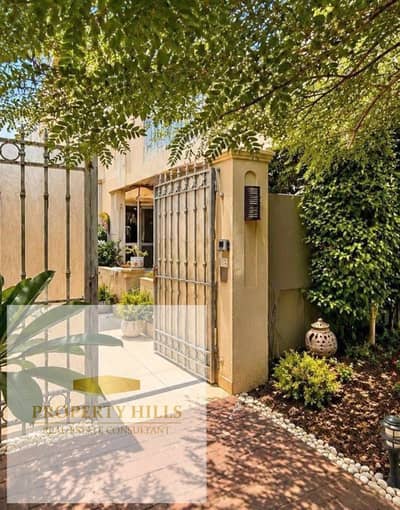 Villa for sale in a prime location in the Golden Square at the old price.