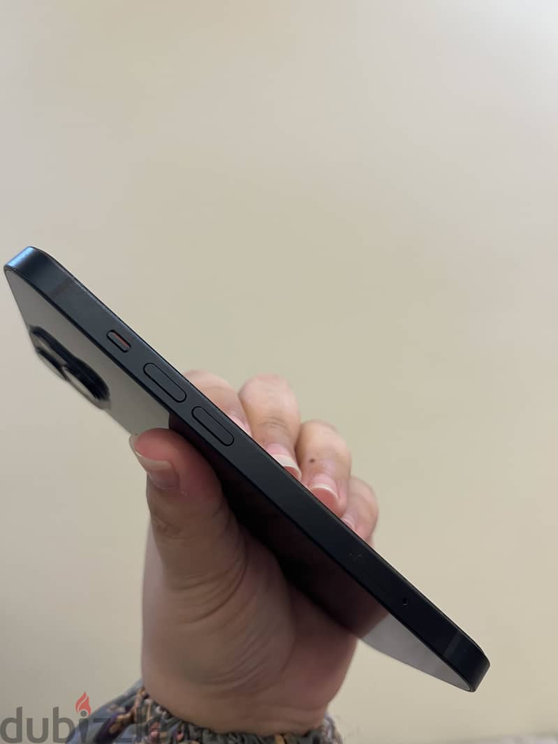 Apple - iPhone 13 4