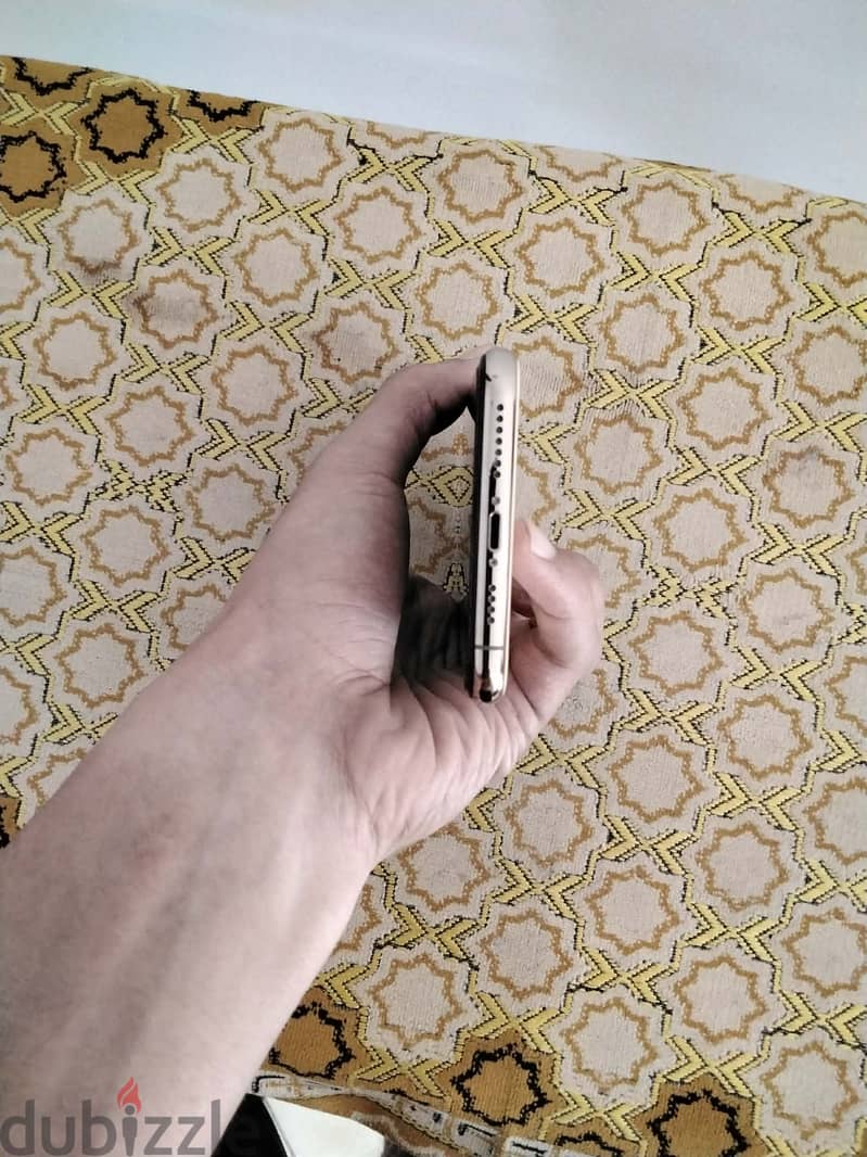 Apple - iPhone 11 Pro Max 3