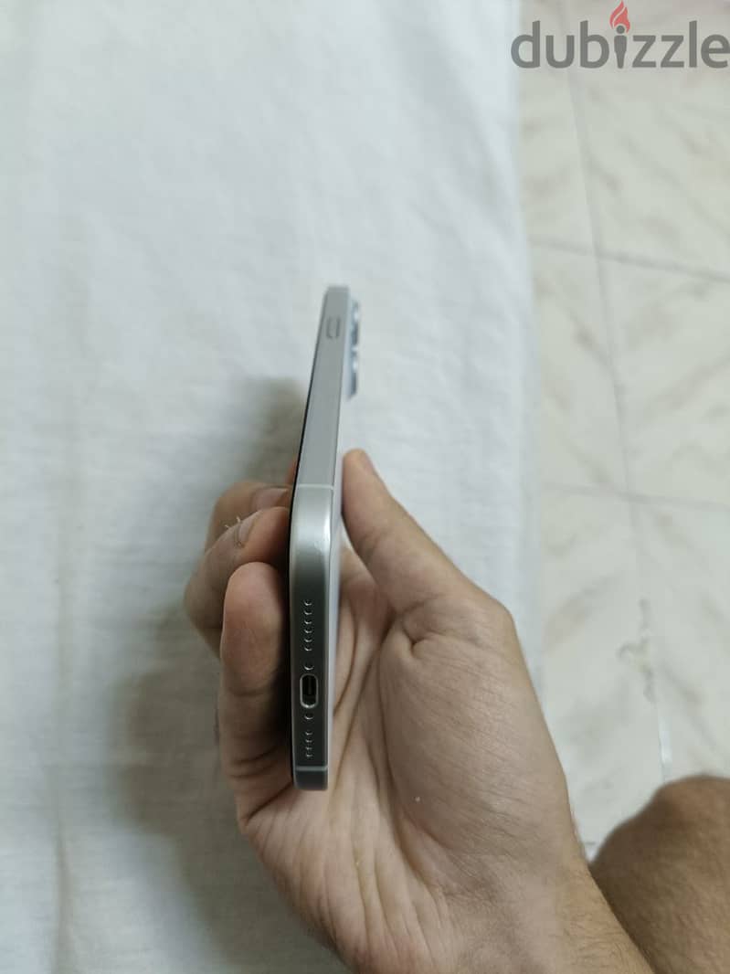 Apple - iPhone 15 plus 4