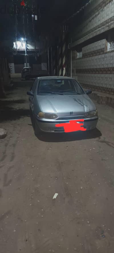 فيات سيينا 2001