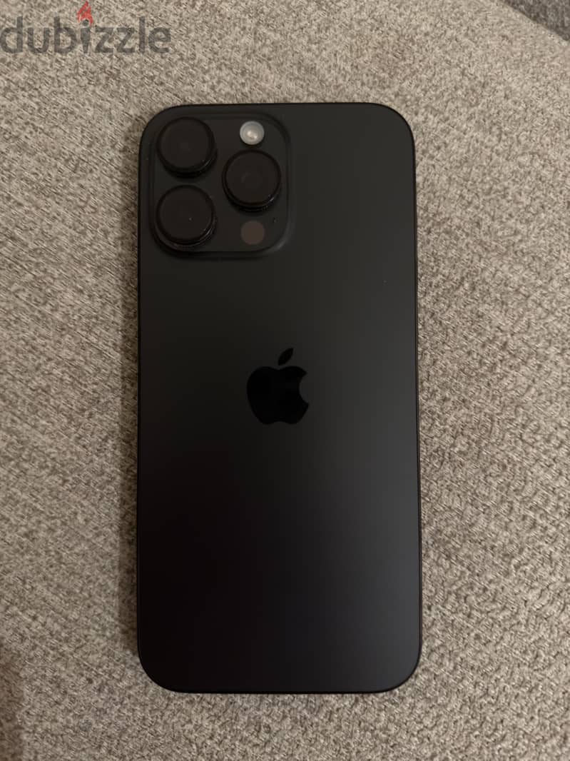 Apple - iPhone 16 Pro Max 1