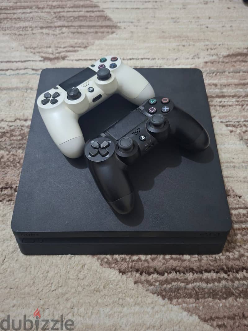 Play station 4 slim 1TB 1